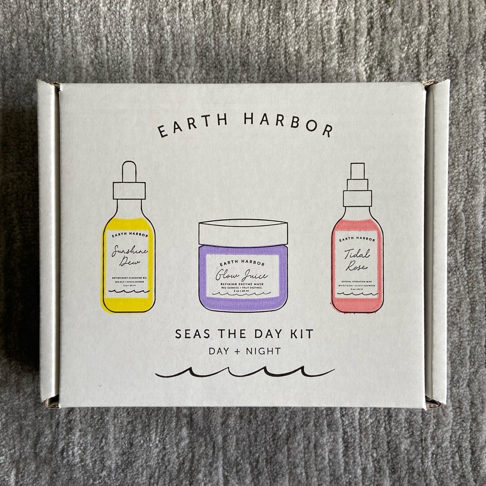 UNOPENED Earth Harbor Gift Set